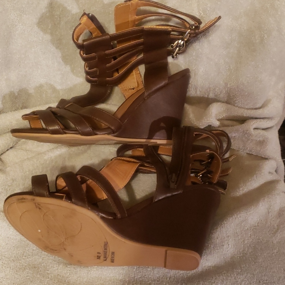 Wedge sandals